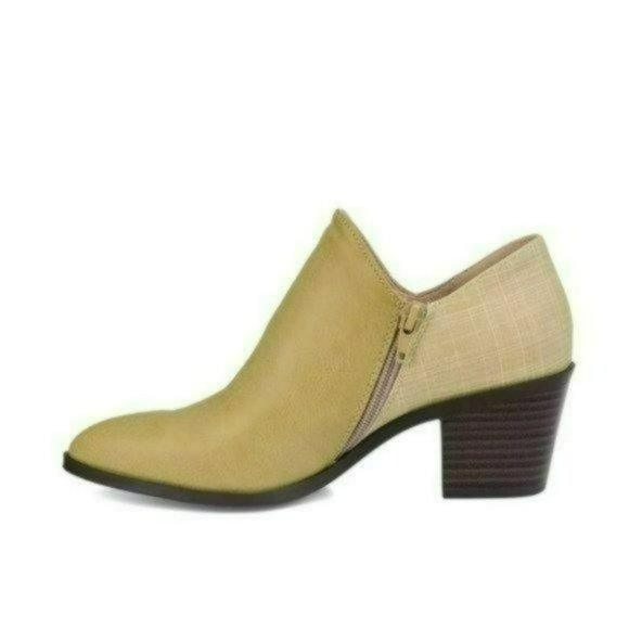 Journee Collection Adison Ankle Boots -5.5 - Picture 4 of 7